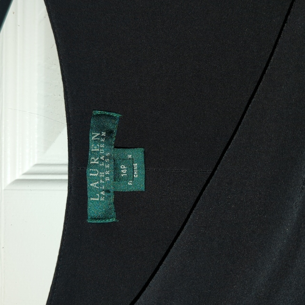 Ralph  Lauren LBD - Picture 4 of 9
